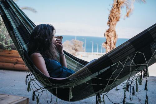 エン ゲディ キャンプ ロッジ (Ein Gedi Camp Lodge) in 死海 エン ゲディ キャンプ ロッジ (Ein Gedi Camp Lodge) in 死海