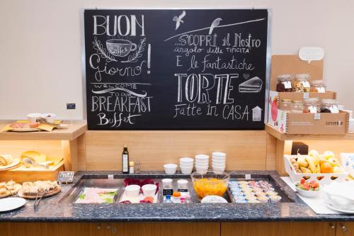 Comida y bebida, City Hotel & Suites in Foligno Comida y bebida, City Hotel & Suites in Foligno