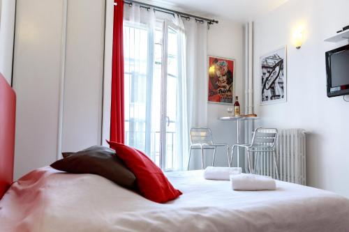 This photo about Montmartre Apartments Picasso shared on HyHotel.com