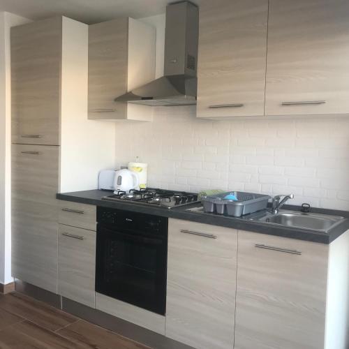 кухня, Sunrise Creek in Марсаскала кухня, Sunrise Creek in Марсаскала