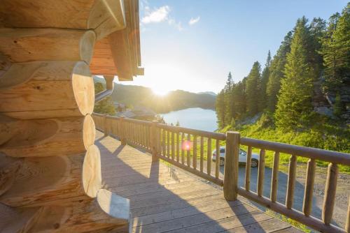 Alrededores, Mei Zeit Huttendorf in Turracher Hohe Alrededores, Mei Zeit Huttendorf in Turracher Hohe