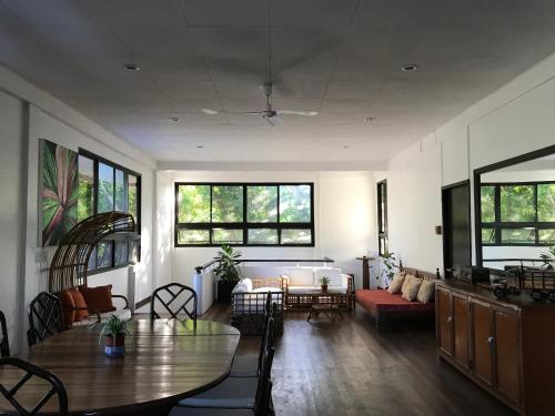 Shared lounge/TV area, Balay 8 Suites in Silay City Shared lounge/TV area, Balay 8 Suites in Silay City