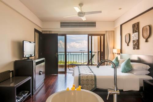 Howard Johnson by Wyndham Resort Sanya Bay in Sanya Howard Johnson by Wyndham Resort Sanya Bay in Sanya