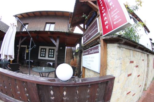 Instalaciones, Casa Bucovineana in Suceava Instalaciones, Casa Bucovineana in Suceava