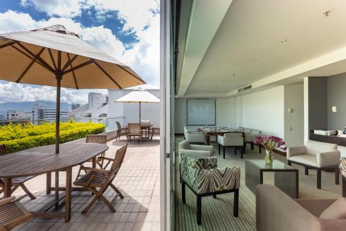 Банкетний зал, Hotel San Fernando Plaza in Medellín Банкетний зал, Hotel San Fernando Plaza in Medellín