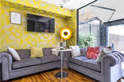 This photo about Hotel Shepherds Bush London shared on HyHotel.com