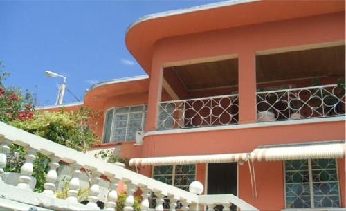 Entrada, Verney House Resort in Montego Bay Entrada, Verney House Resort in Montego Bay