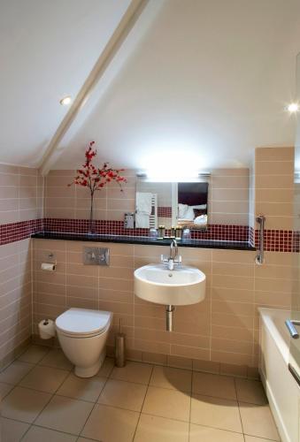 Koupelna, Rothay Garden Hotel & Riverside Spa in Ambleside Koupelna, Rothay Garden Hotel & Riverside Spa in Ambleside