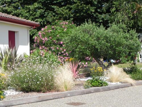 Garden, La cle de vos Reves in Orthevielle Garden, La cle de vos Reves in Orthevielle