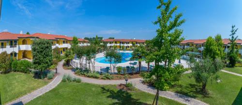 Басейн, Villaggio Ducale in Бібіоне Басейн, Villaggio Ducale in Бібіоне