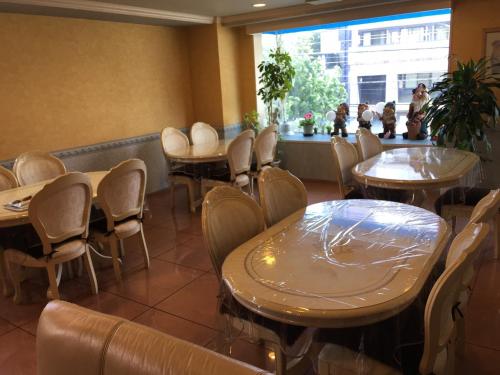 Restaurant, BusinessHotel La Firenze in Adachi Restaurant, BusinessHotel La Firenze in Adachi