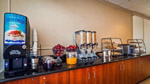 Food and beverages, Hotel Pentagon in Arlington (VA) Food and beverages, Hotel Pentagon in Arlington (VA)
