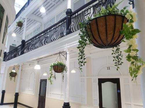 Entrance, Terlon Apartments in Liverpool Entrance, Terlon Apartments in Liverpool