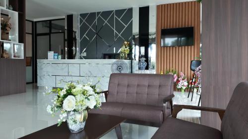 Shared lounge/TV area, Baan Lita in Phimai Shared lounge/TV area, Baan Lita in Phimai