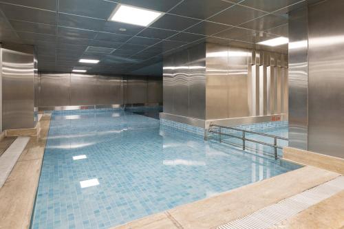 泳池, 特拉布宗佐盧大酒店 (Zorlu Grand Hotel Trabzon) in 特拉布宗 泳池, 特拉布宗佐盧大酒店 (Zorlu Grand Hotel Trabzon) in 特拉布宗