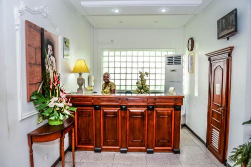 Utvendig, Tchero Hotel in Douala Utvendig, Tchero Hotel in Douala