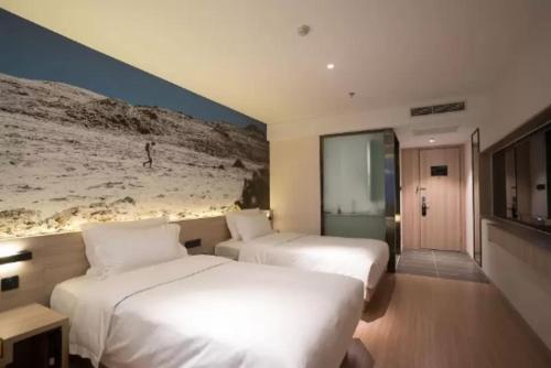 This photo about Atour Light Hotel Tangshan Exhibition Center shared on HyHotel.com