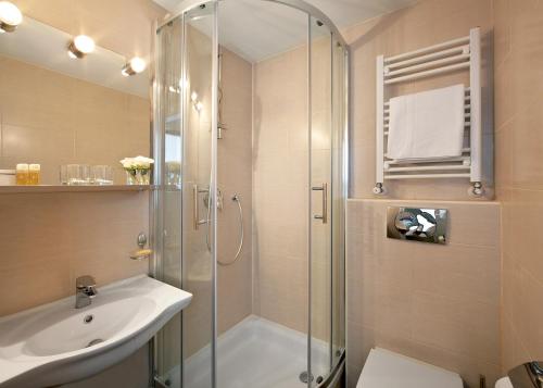 This photo about Hotel Jadran shared on HyHotel.com