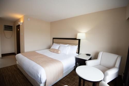 Bilik Tetamu , North Star Inn & Suites in Prince George (BC) Bilik Tetamu , North Star Inn & Suites in Prince George (BC)