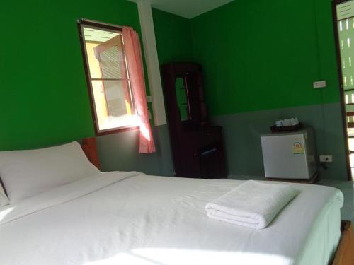 This photo about Sarm Mork Guest House shared on HyHotel.com