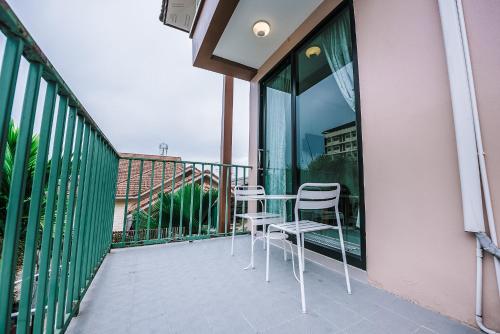 Balcony/terrace, Bandahara in City Center Balcony/terrace, Bandahara in City Center