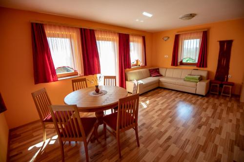 Facilities, Vineyard Cottage Pod Piramido in Dobrnic Facilities, Vineyard Cottage Pod Piramido in Dobrnic