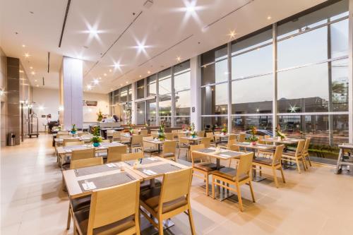 ห้องอาหาร, โรงแรมเบสต์ เวสเทิร์น พลัส ซานตามาร์ตา (Best Western Plus Santa Marta Hotel) in ซานต้า มาร์ทา ห้องอาหาร, โรงแรมเบสต์ เวสเทิร์น พลัส ซานตามาร์ตา (Best Western Plus Santa Marta Hotel) in ซานต้า มาร์ทา