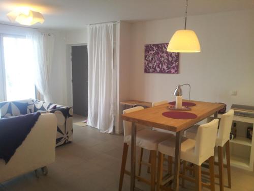 Facilities, Home 33 in Saint-Remy-les-Chevreuse Facilities, Home 33 in Saint-Remy-les-Chevreuse