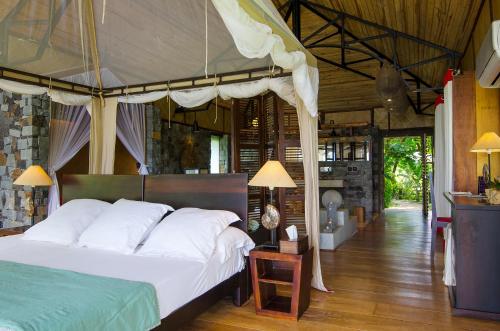 寶來公主水療小屋 (Princesse Bora Lodge Spa) in 布拉哈島 寶來公主水療小屋 (Princesse Bora Lodge Spa) in 布拉哈島