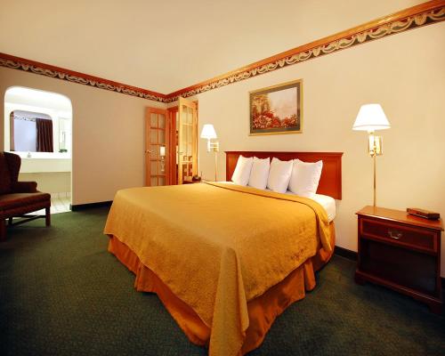 Ramada by Wyndham North Platte in North Platte (NE) Ramada by Wyndham North Platte in North Platte (NE)