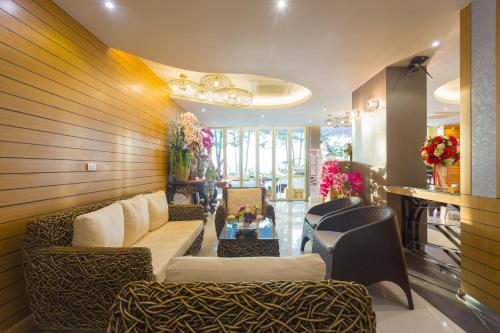 Lobby, Anda Beachside Hotel in Karon Lobby, Anda Beachside Hotel in Karon
