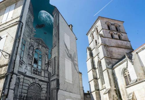 Uitzicht, Kyriad Angouleme Nord - Champniers near Angoulême-Cognac International Airport Uitzicht, Kyriad Angouleme Nord - Champniers near Angoulême-Cognac International Airport