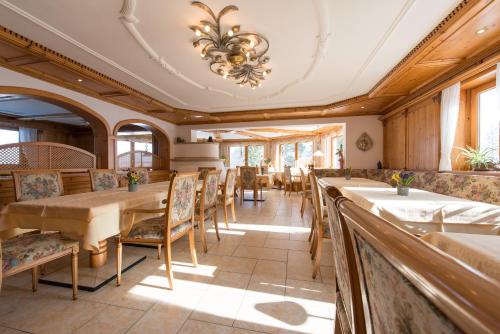 Hotel St. Ulrich Garni in Ottobeuren Hotel St. Ulrich Garni in Ottobeuren