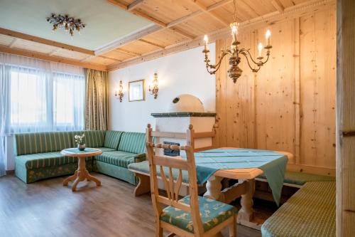 This photo about Appartements Kaltschmid shared on HyHotel.com