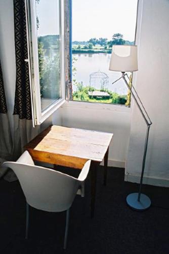 This photo about Maison d'Hotes L'Arbre Rouge shared on HyHotel.com