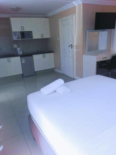 This photo about Bayside Lodge Pinetown shared on HyHotel.com