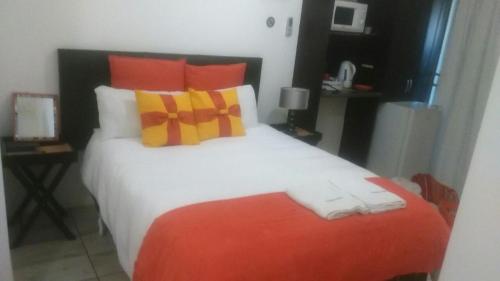 This photo about Eaglesnest Bed & Breakfast shared on HyHotel.com