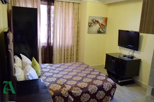 This photo about New Avon Apartments shared on HyHotel.com