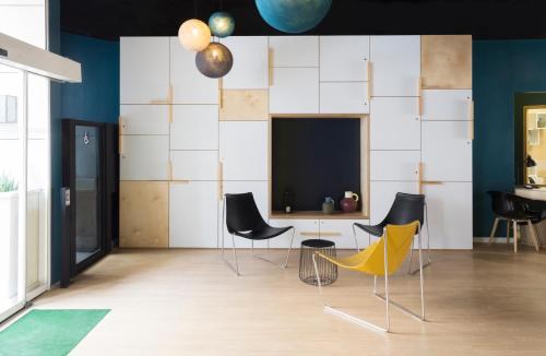 Lobby, Hotel Bootcamp in Issy-Les-Moulineaux Lobby, Hotel Bootcamp in Issy-Les-Moulineaux