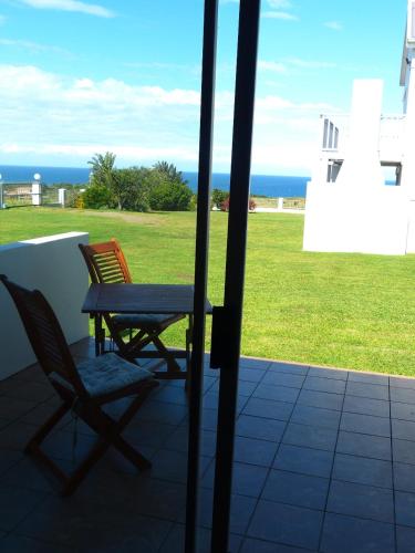 Exterior view, Tayside Guest House in Kidd's Beach Exterior view, Tayside Guest House in Kidd's Beach