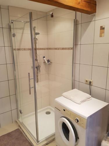 Bathroom, Ferienwohnung Hub in Nittel Bathroom, Ferienwohnung Hub in Nittel