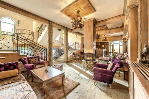 Előcsarnok, Royal Spa Valentina Castle in Ognyanovo Előcsarnok, Royal Spa Valentina Castle in Ognyanovo