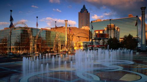 在meiguo.com看到的Downtown Atlanta Apartments by 1stHomeRent的介绍图片