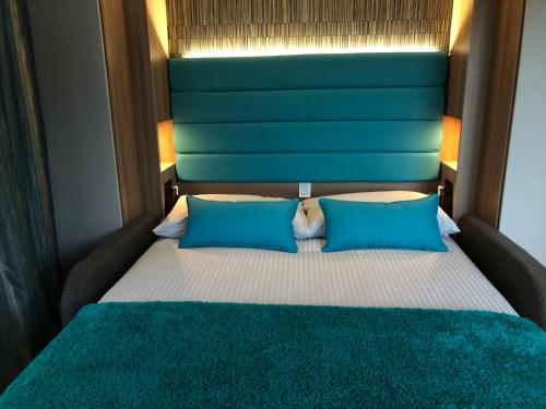 The Garden Room Tiny House Bed and Breakfast Stay