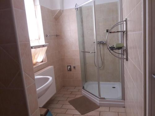 Bathroom, Vecsey Apartman in Eger Bathroom, Vecsey Apartman in Eger