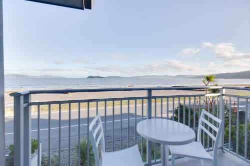 Balcony/terrace, BKs Premier Motel Esplanade in Lower Hutt Balcony/terrace, BKs Premier Motel Esplanade in Lower Hutt