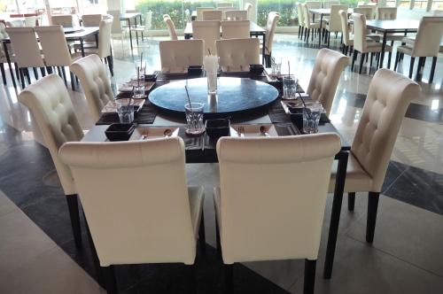 Restaurant, BK Place in Bueng Kan Restaurant, BK Place in Bueng Kan