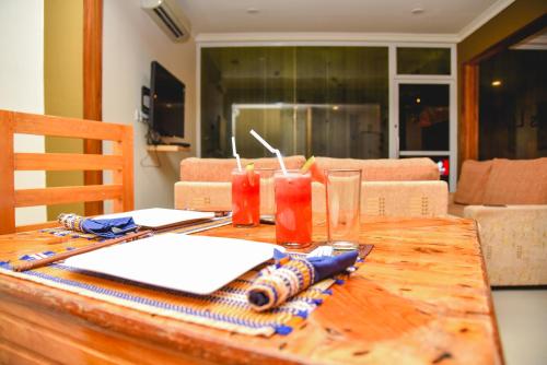 ردهة, نزل إكواتوريال دايفرز (Equatorial Divers Lodge) in أدو أتول ردهة, نزل إكواتوريال دايفرز (Equatorial Divers Lodge) in أدو أتول