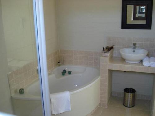 This photo about Stanford River Lodge shared on HyHotel.com