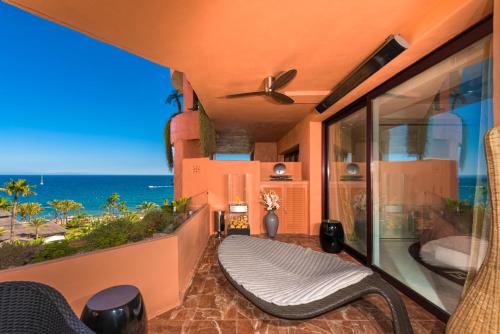 Bahia Beach Apartments Estepona in โลส กรานาโดส เดล มาร์ Bahia Beach Apartments Estepona in โลส กรานาโดส เดล มาร์